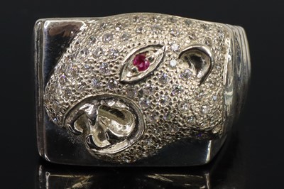 Lot 275 - A contemporary silver and paste set leopard...