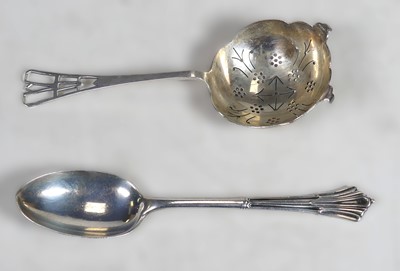 Lot 213 - An Art Deco silver sifting spoon, 14.5cm,...