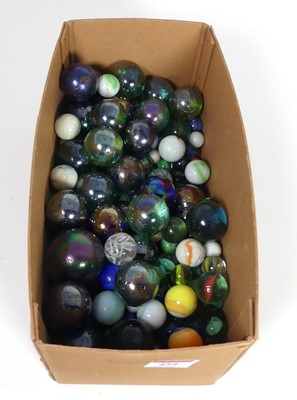 Lot 454 - A large collection of glass marbles, to...