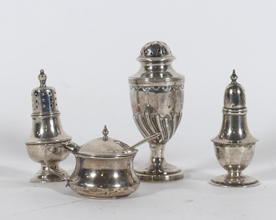 Lot 210 - A George V silver mustard, together with three...