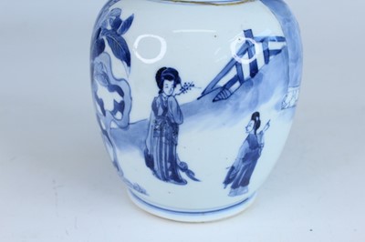 Lot 169 - A Chinese blue and white bottle vase, Qing...