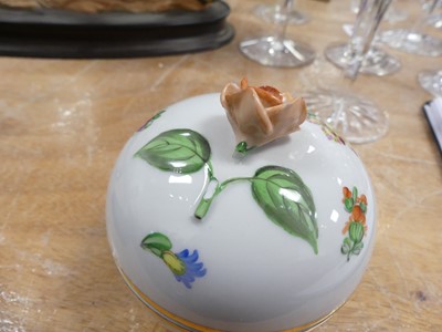 Lot 92 - A Herend 'Mille Fleur' pattern tea set, six...