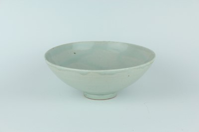 Lot 32 - A Chinese Qingbai bowl, Song Dynasty Of...