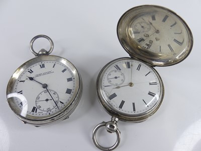 Lot 362 - A late 19th century Waltham gent's silver...