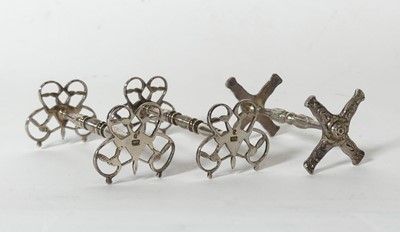 Lot 196 - A pair of Victorian silver knife rests, having...