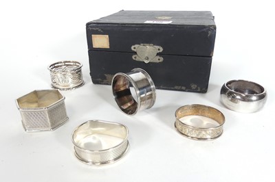 Lot 198 - A collection of six silver napkin rings, 3.2ozt