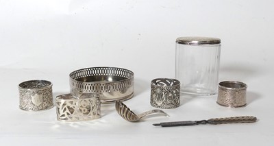 Lot 202 - A collection of silver to include a George III...