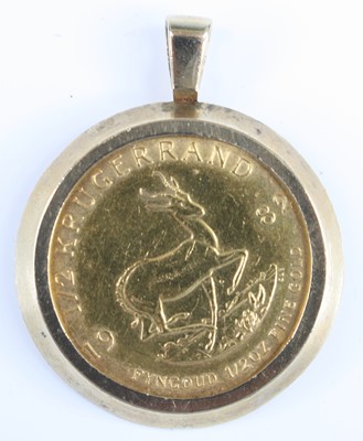Lot 3206 - South Africa, 1982 gold half Krugerrand, obv;...
