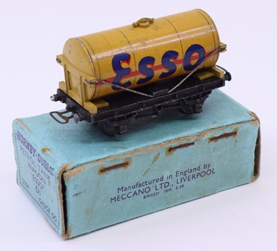 Lot 407 - A Hornby Dublo pre-war D1 Esso tanker, cast...