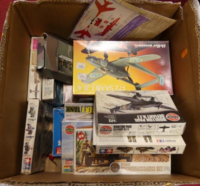 Lot 1525 - A collection of Airfix Tamiya, and other...