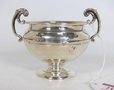 Lot 218 - An early 20th century silver sugar bowl, of...