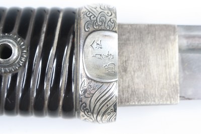 Lot 652 - A Japanese Kaiken or Tanto, probably Edo...