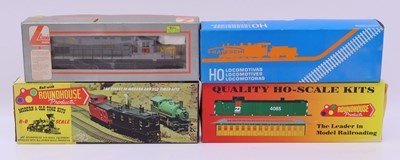 Lot 869 - Four HO gauge locos to include a Lima Alco...