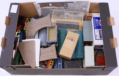 Lot 300 - A large, deep supermarket tray containing a...