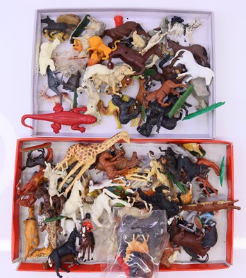 Lot 1499 - Britains and others, a collection of loose...