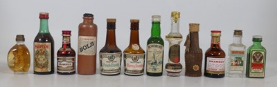 Lot 1484 - A collection of spirit and other miniatures,...