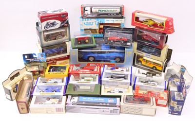 Lot 532 - Tray of mixed modern issue diecasts to include...