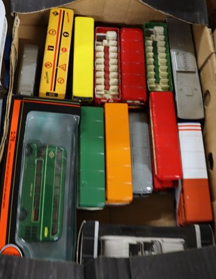 Lot 1611 - 6 boxes of various loose metal and plastic...