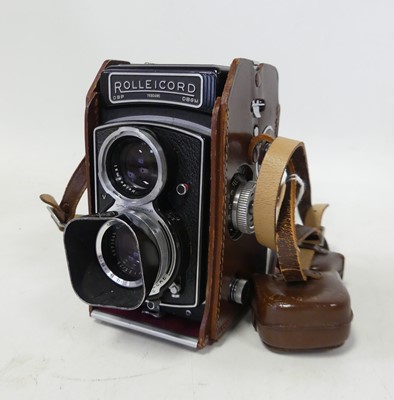 Lot 542 - A Franke & Heidecke Rolleicord twin lens...