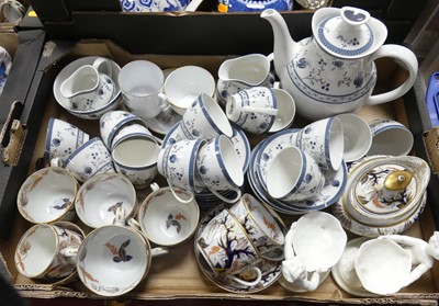 Lot 593 - A collection of 19th century Imari teawares,...
