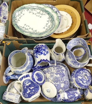 Lot 607 - Two boxes of ceramics and metalware, to...