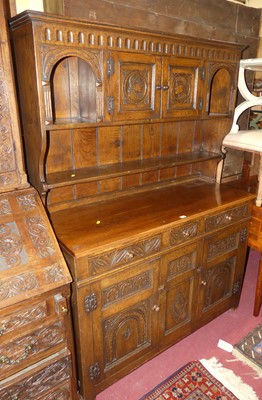Lot 1469 - An "Ipswich" joined oak dresser, width 126.5cm