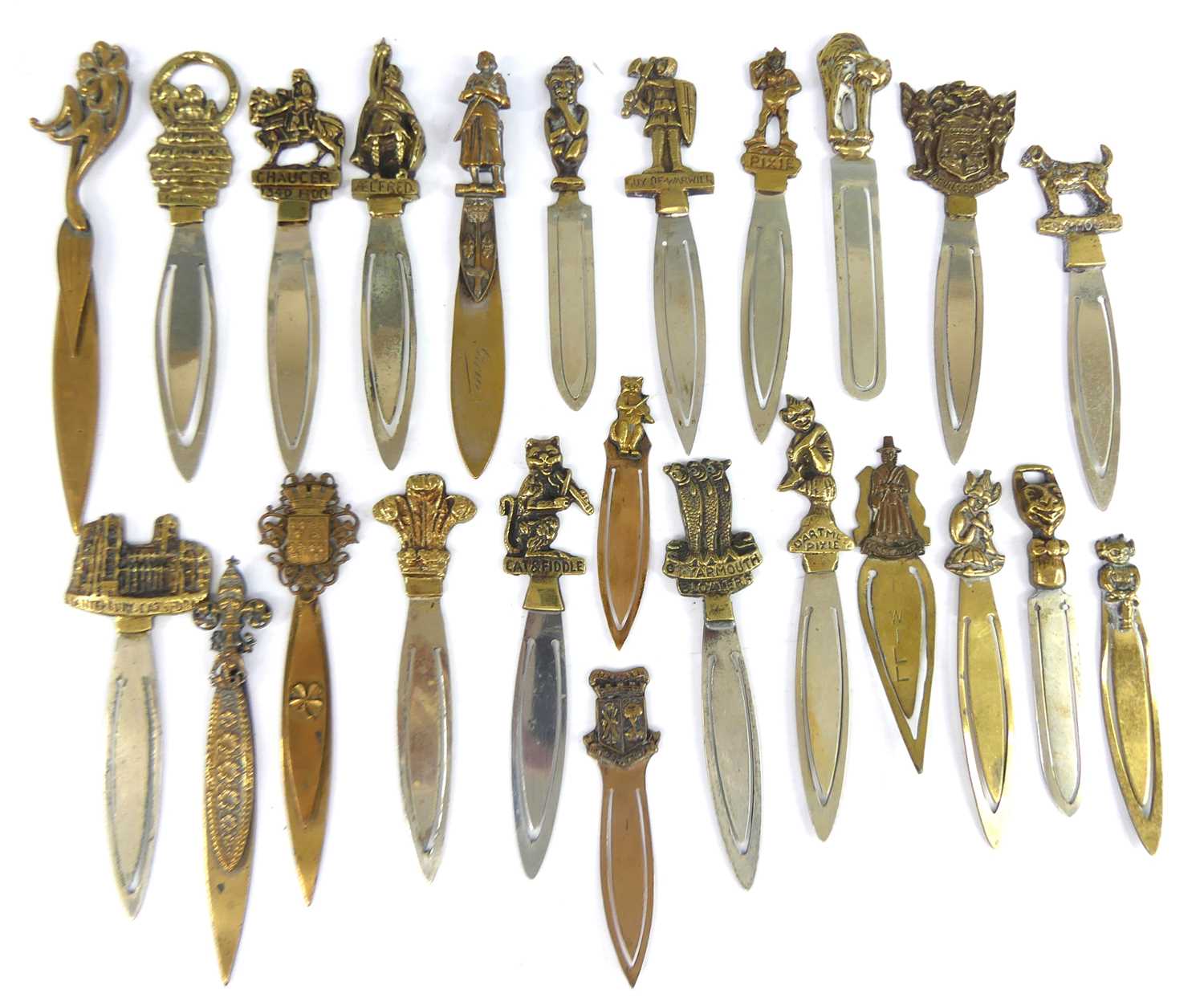 Lot 62 - A collection of Victorian and later figural...