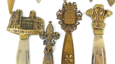 Lot 62 - A collection of Victorian and later figural...