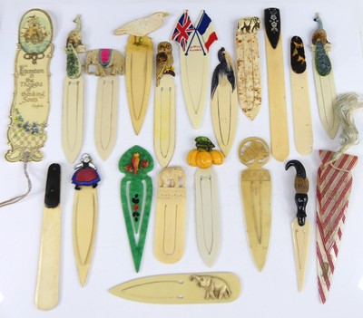 Lot 59 - A collection of celluloid/bakelite/plastic...