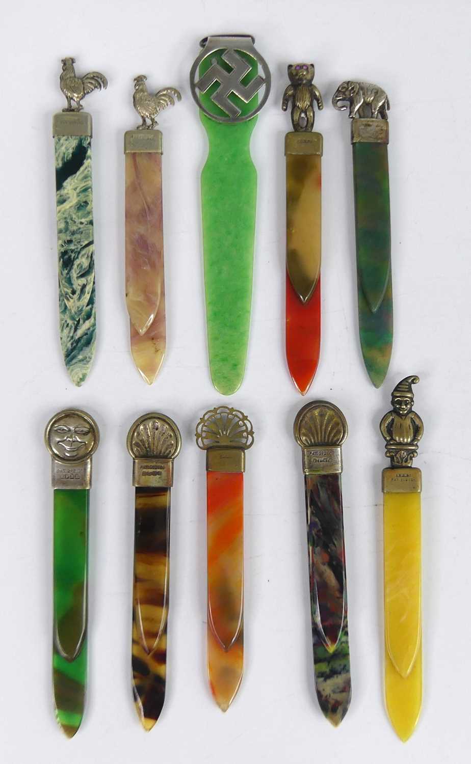 Lot 48 - A collection of early 20th century silver and...