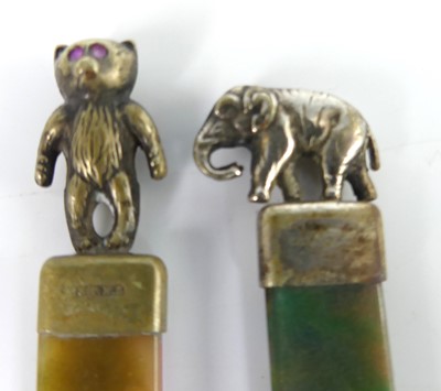 Lot 48 - A collection of early 20th century silver and...