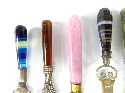 Lot 12 - A collection of early 20th century hardstone...