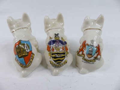 Lot 44 - A collection of various crested china seated...