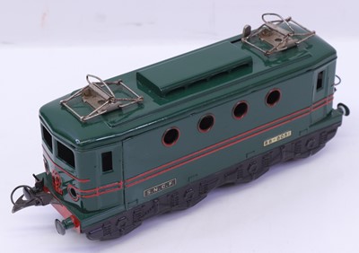 Lot 72 - Hornby France 0-BB Bo-Bo electric outline...