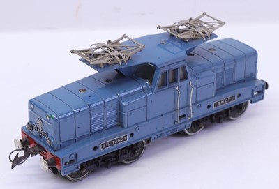 Lot 63 - French Hornby TZB electric outline Bo-Bo loco...