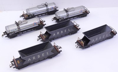 Lot 197 - Six Hornby 0 gauge post war French wagons to...