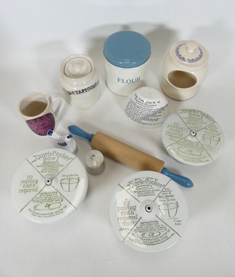 Lot 131 - A collection of kitchenalia, to include three...