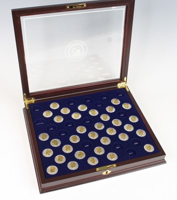 Lot 2122 - Danbury Mint, Gold & Silver Kennedy Half...