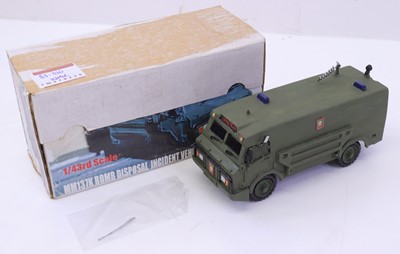 Lot 1716 - Mountford Metal Miniatures 1/43rd scale white...