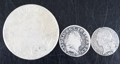 Lot 2026 - France, 1726 ecu, obv: bust of Louis XV left,...