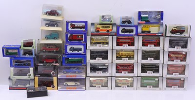 Lot 2010 - 2 trays containing modern issue diecast to...