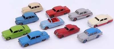 Lot 307 - Collection of 8 loose Dinky Toy diecast...