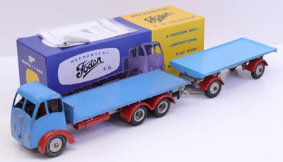 Lot 1810 - Shackleton Foden FG six-wheel clockwork flat...