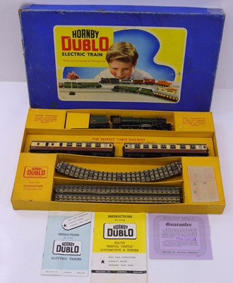 Lot 388 - Hornby-Dublo 3-rail passenger set EDP20 ‘The...