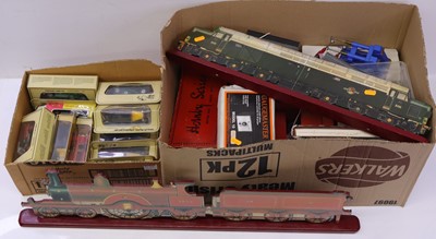 Lot 297 - Collection of Hornby 0 gauge accessories to...