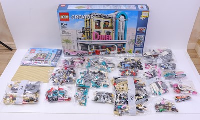 Lot 3 - Lego Creator No. 10260 Downtown Diner modular...