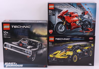 Lot 29 - Lego Technic group of three sets to include No....