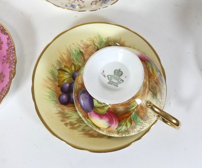 Lot 57 - A collection of teacups and saucers, to...