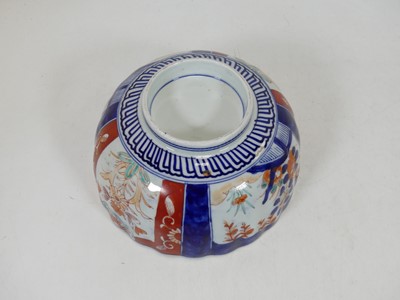 Lot 74 - A collection of oriental ceramics to include...