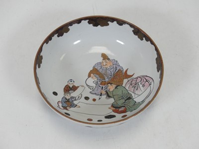 Lot 74 - A collection of oriental ceramics to include...
